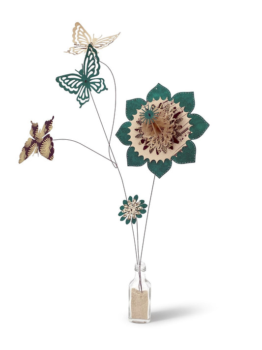 Box 2 Paper flowers 3 Butterflies - Prestige Collection