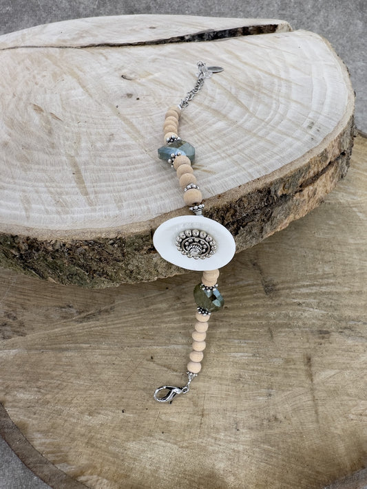 Crystal, porcelain and wood bracelet