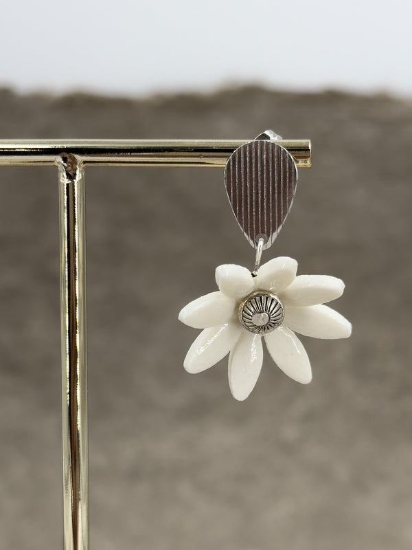 Porcelain Earrings Large flower N.3