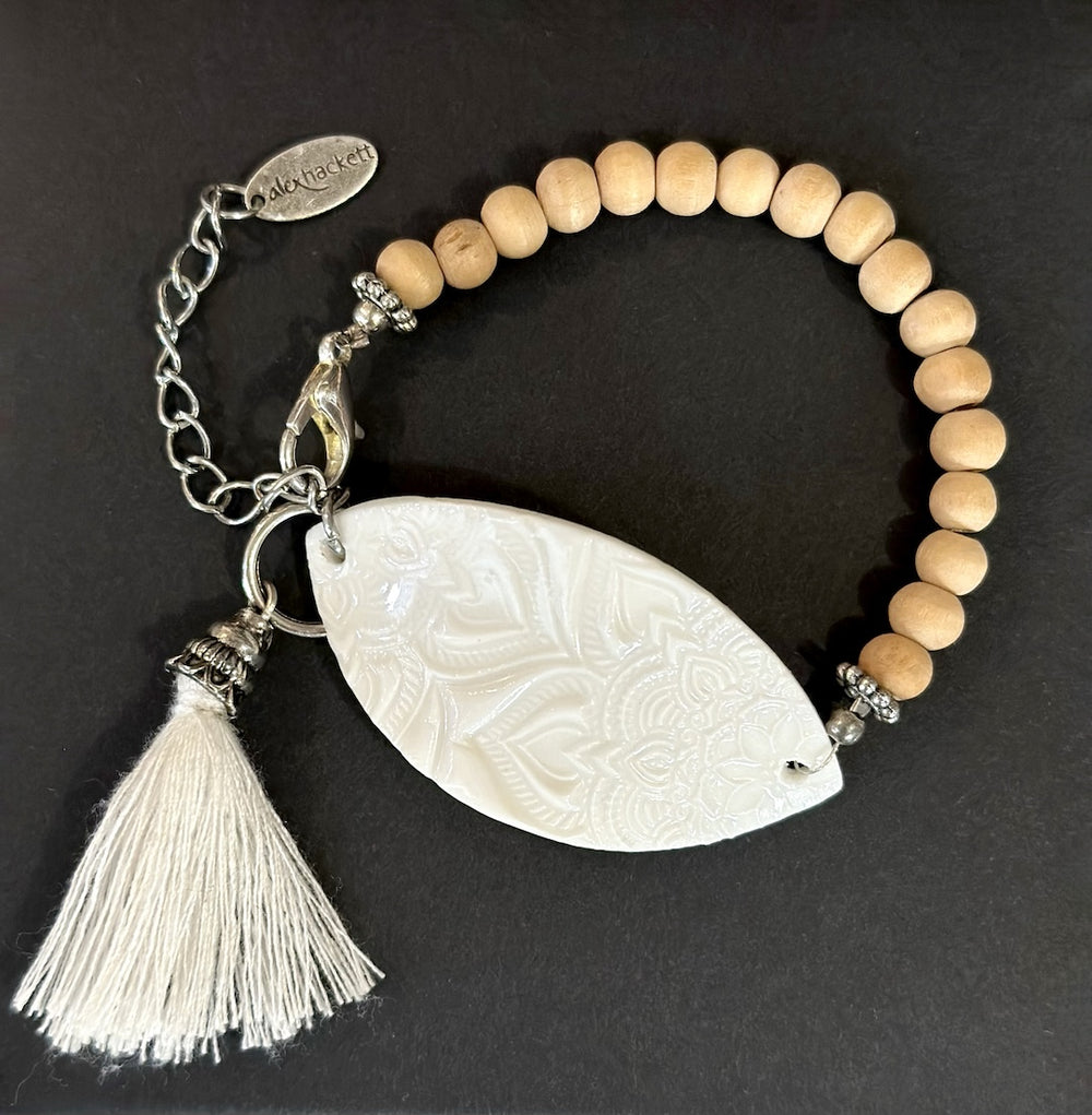 Porcelain and wood leaf bracelet N.9