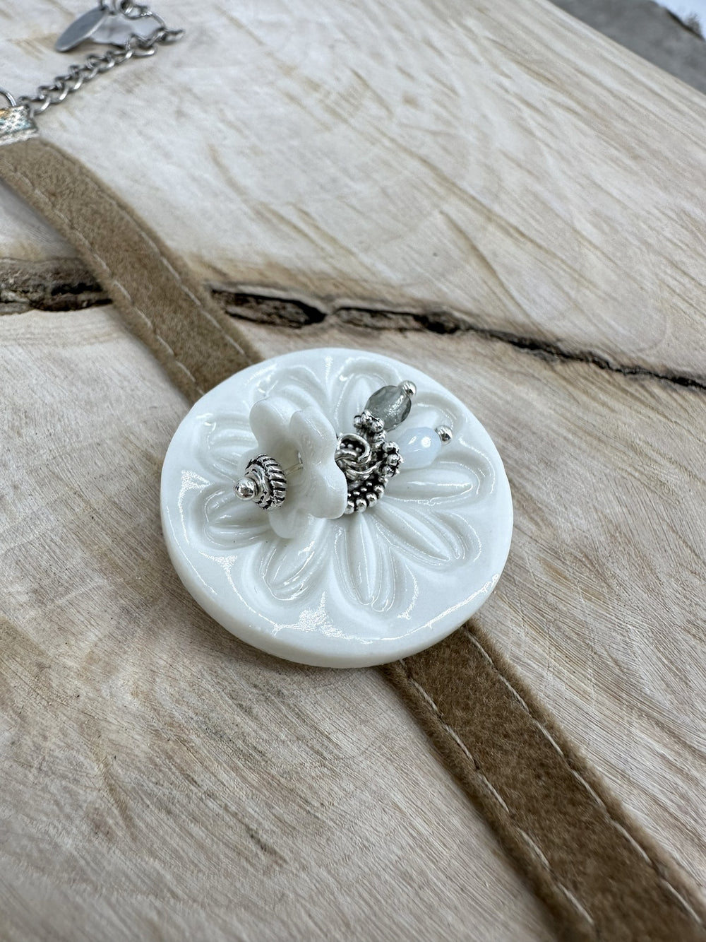 Velvet bracelet with porcelain medallion N.4
