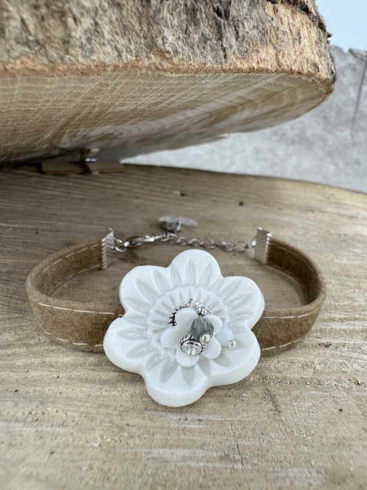 Velvet bracelet with porcelain flower mandala