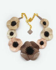 Anémone Seven Flowers Necklace