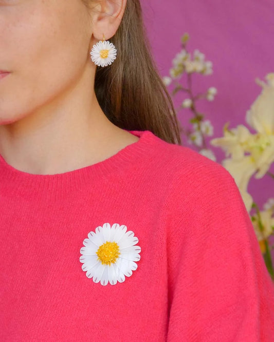 Daisy Brooch