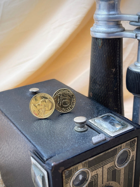 Cufflink - "10 Cents" coin