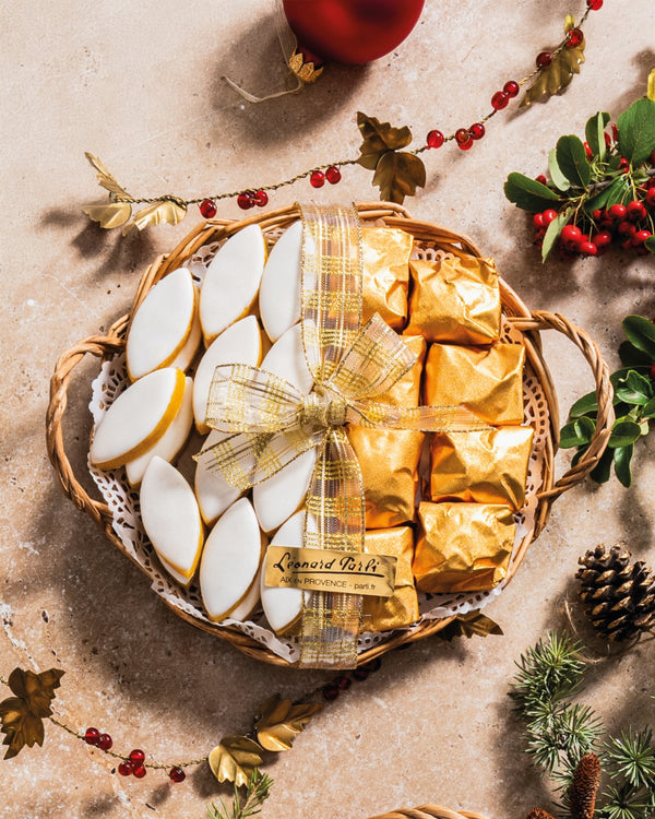 Leonard Parli - Tray of Calissons & Candied Chestnuts - 420g